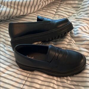 Qupid Black Loafers Timeless Slip-On Design